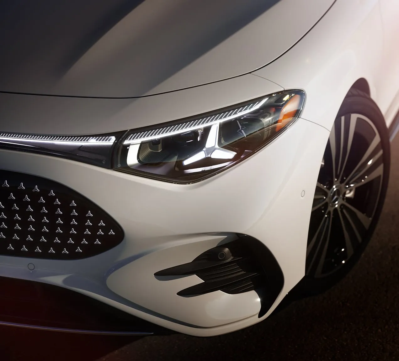 Illuminated star panel