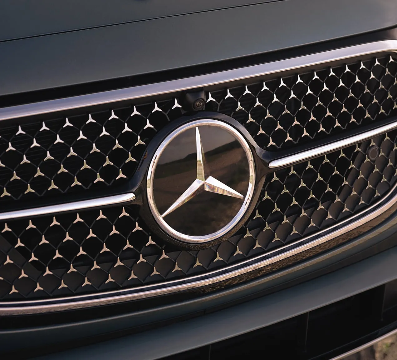 Star-pattern grille