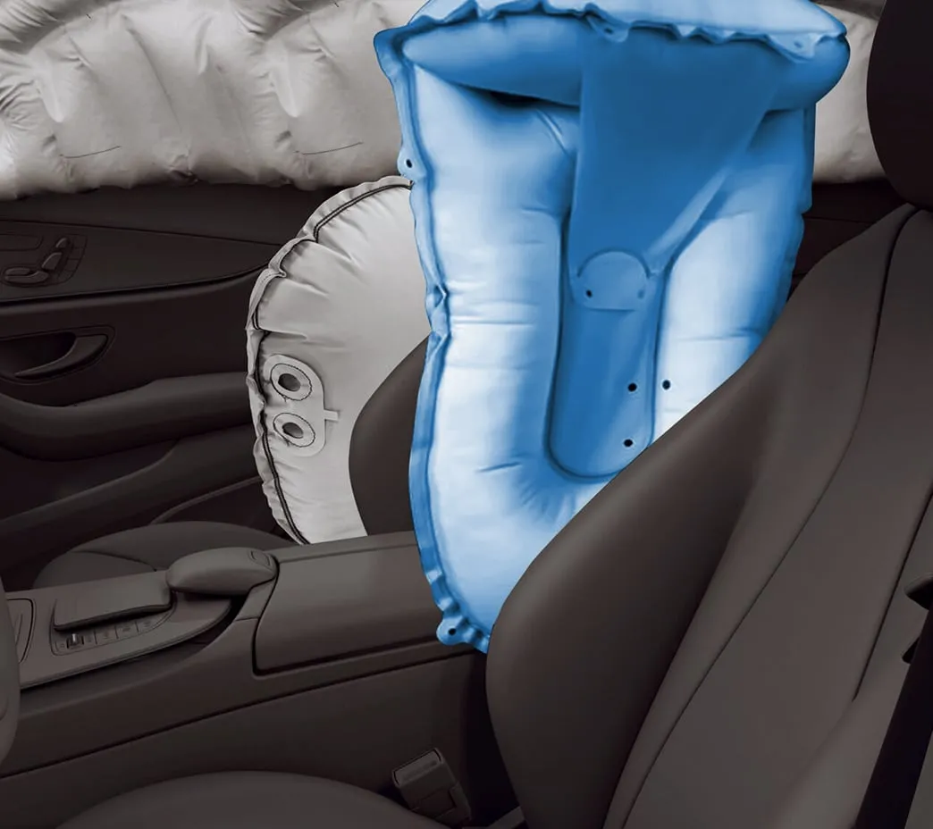 The advanced restraint systems in the E-Class include an air bag between the driver and front passenger.