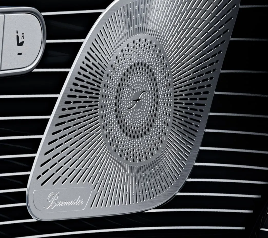 Renowned for fine home audio, Burmester® has created two surround sound systems for the GLS: with 13 standard speakers and Dolby Atmos®, or a 29-speaker High-End 3D option.