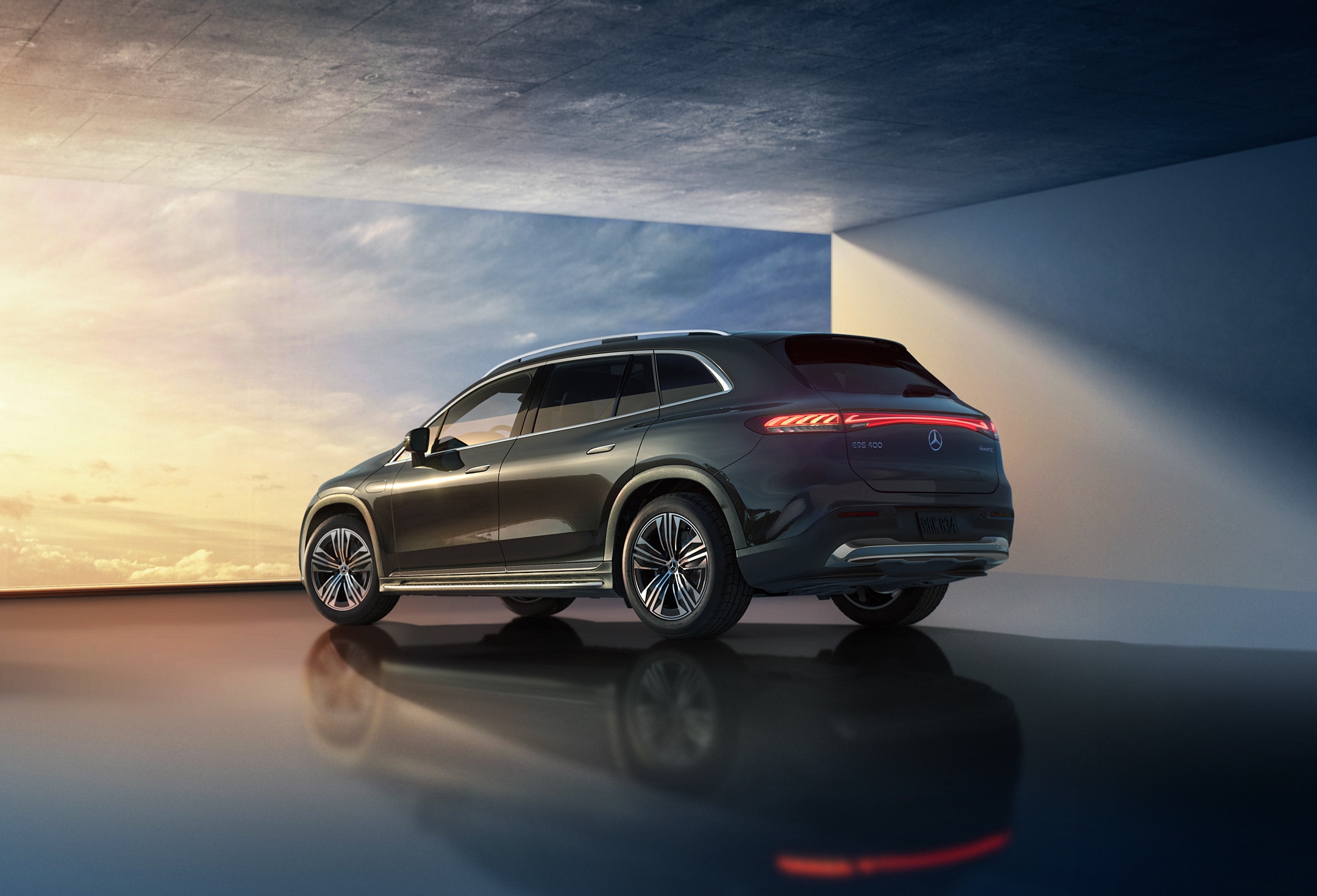 EQS SUV