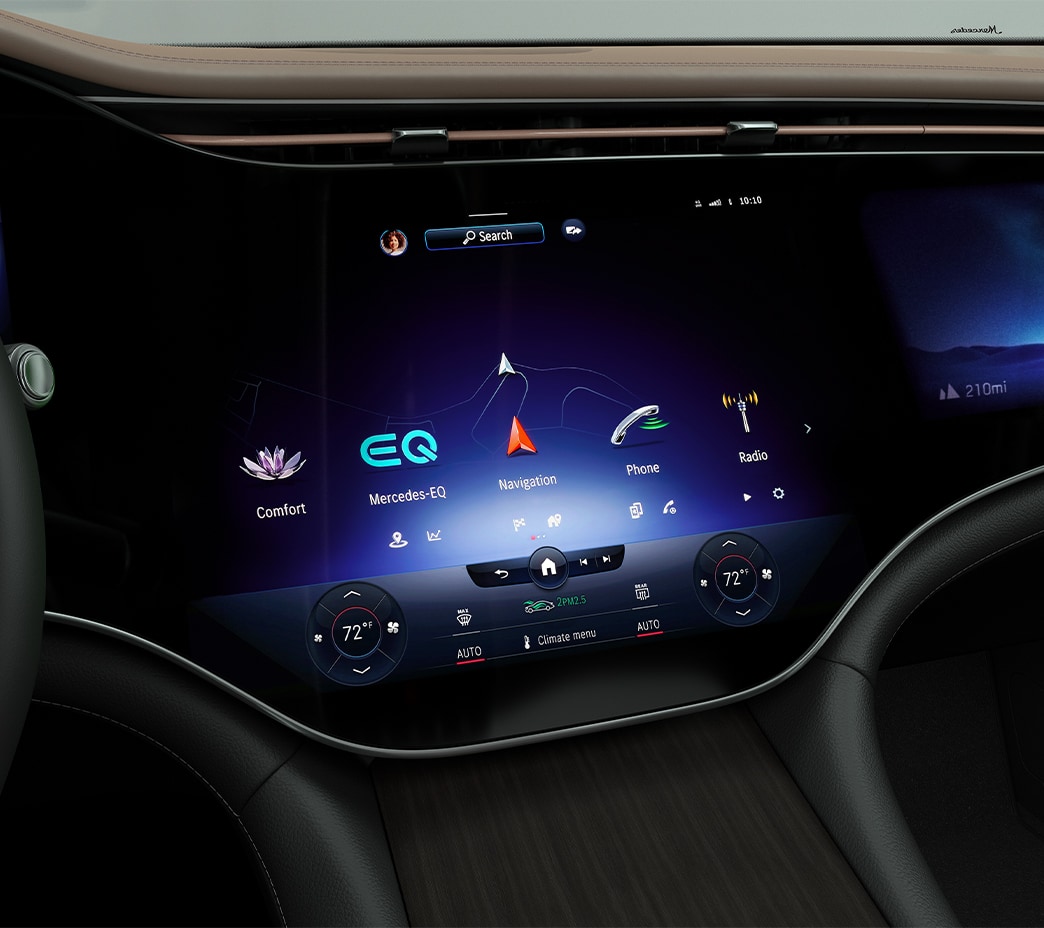 Mercedes-Benz User Experience