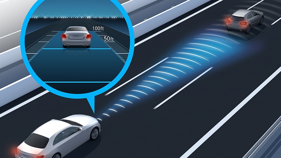 Digital Extra: Distance Assist DISTRONIC