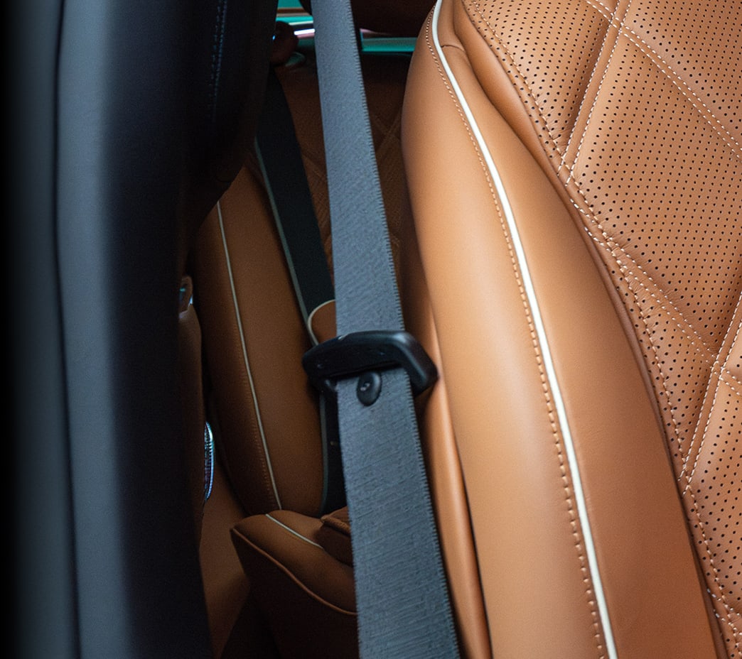 Heated seat belts